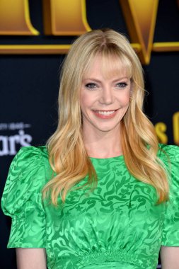 Riki Lindhome