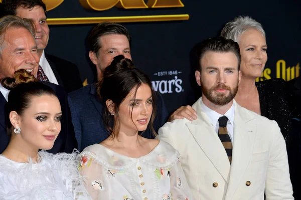 Don Johnson, Katherine Langford, Ana de Armas, Chris Evans y Jamie Lee Curtis —  Fotos de Stock