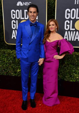 Los Angeles, Usa. Ocak 06, 2020: Sacha Baron Cohen & Isla Fisher, Beverly Hilton Hotel 'deki 2020 Altın Küre Ödülleri' ne ulaştı.