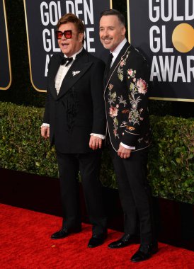Los Angeles, Usa. Ocak 06, 2020: Elton John & David Mobilya, Beverly Hilton Otel 'deki 2020 Altın Küre Ödülleri' ne ulaştı.