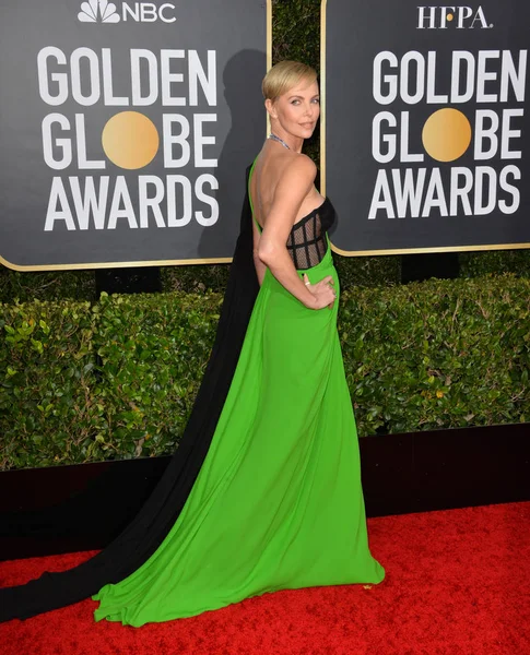 Los Angeles Usa January 2020 Charlize Theron Arriving 2020 Golden — 스톡 사진