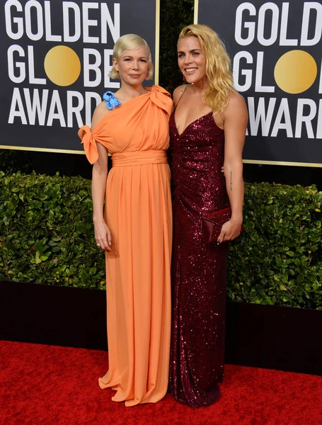 Los Angeles Usa Januari 2020 Michelle Williams Busy Philipps Anländer — Stockfoto