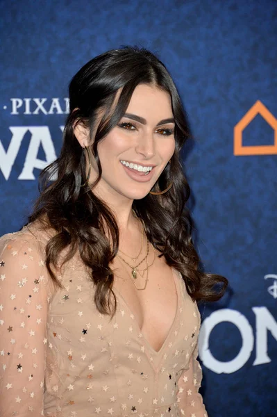 Los Angeles 2020 Ashley Iaconetti Světové Premiéře Kupředu Divadle Capitan — Stock fotografie