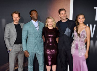 Los Angeles, Ca: 24, 2020: Michael Dorman, Aldis Hodge, Elisabeth Moss, Oliver Jackson-Cohen & Storm Reid 
