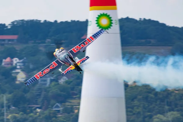 Peter Besenyei with N806cr Corvus Racer leaves over Lake Balaton at Zamardi city for Red Bull Air Race 2019 — стокове фото
