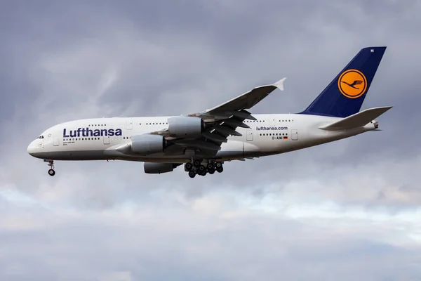 Frankfurt Alemania Diciembre 2012 Avión Pasajeros Lufthansa Airbus A380 Aimi — Foto de Stock