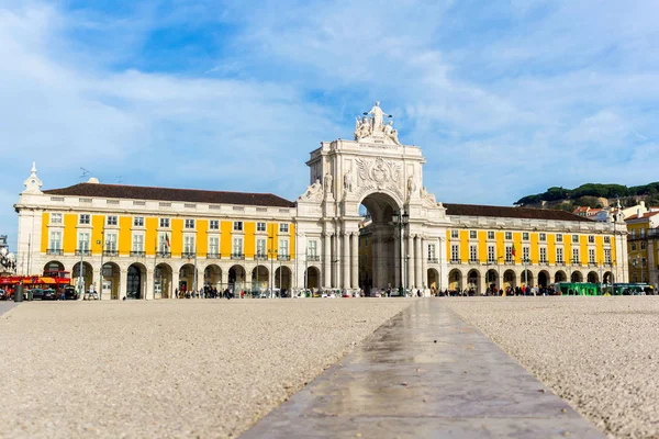 商贸广场 (帕拉做本地商报 》) 在里斯本，葡萄牙 — 图库照片