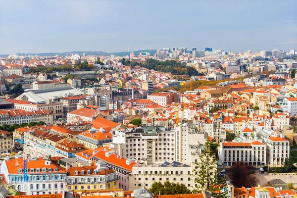 Vista de tejados en Lisboa, Portugal —  Fotos de Stock