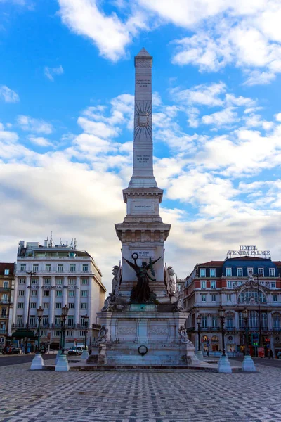 Restoratör, Lizbon, Por Restauradores Meydanı anıt