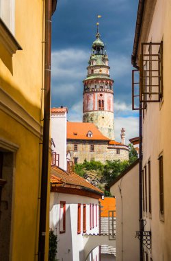 Görünüm kalesinin Kulesi Ceski Krumlov, Çek Cumhuriyeti