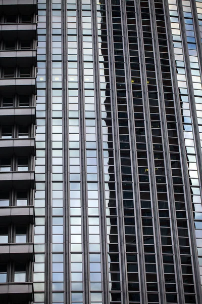 Monumento a la Torre de Negocios —  Fotos de Stock