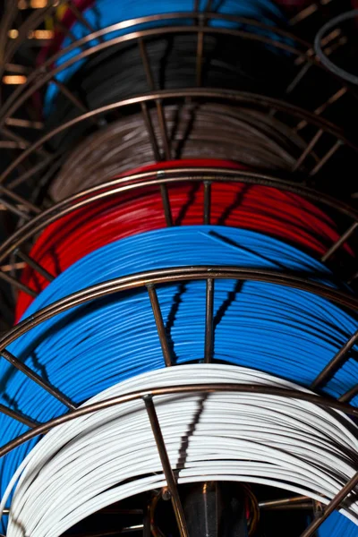 Renkli kablo sanayi kavramı