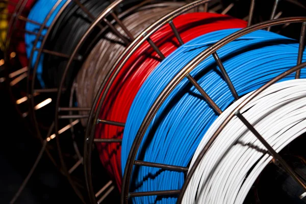 Cables coloridos Concepto de industria — Foto de Stock