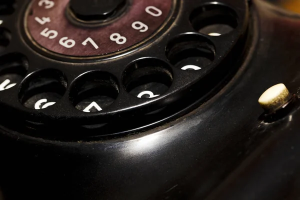 Retro staré klasické telefonní komunikační zařízení — Stock fotografie