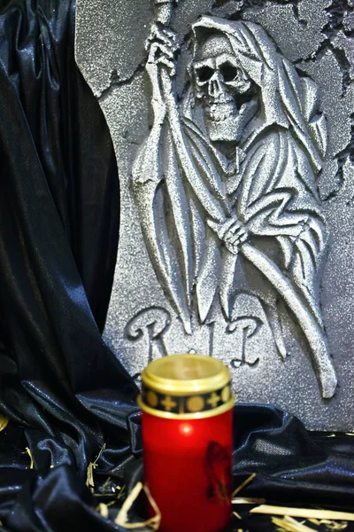 Esqueleto em Gravestone Conceito de Halloween — Fotografia de Stock