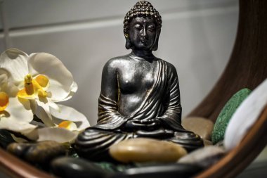 Buda'nın heykel Meditative