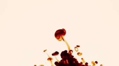 Soyut mürekkep boya sanat karışım renkli Splash sualtı içinde