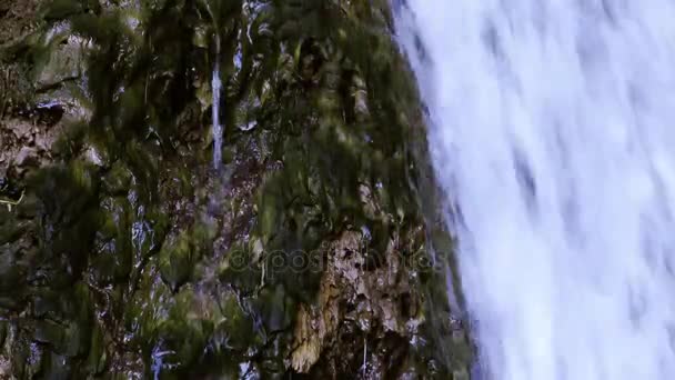 Cachoeira bela vista da natureza — Vídeo de Stock