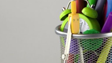 Okul eğitim donanımları araçları