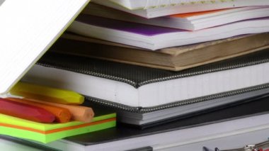 Okul eğitim donanımları araçları