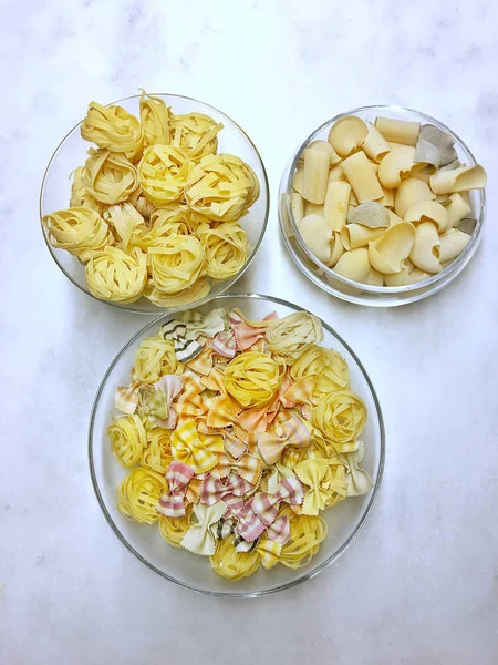 Maccheroni italiani Pasta cruda — Foto Stock