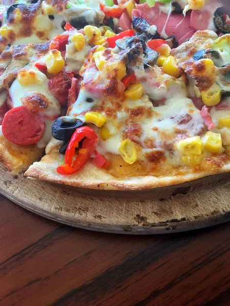 Lezzetli İtalyan yemek Pizza