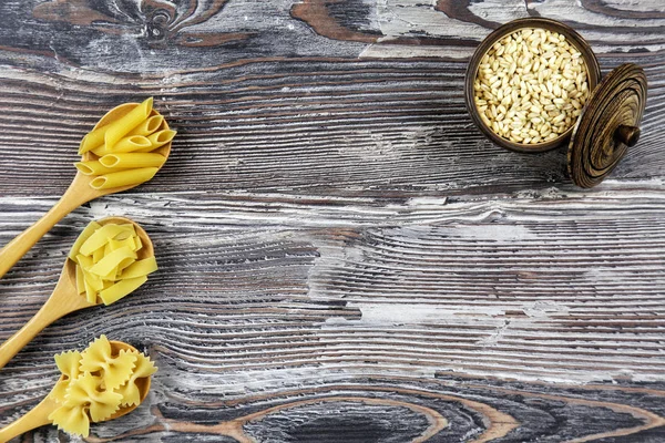 Italiaanse ongekookt Macaroni Pasta — Stockfoto