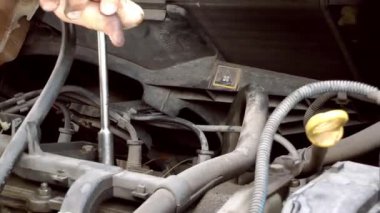 Araba mekanik motor tamir