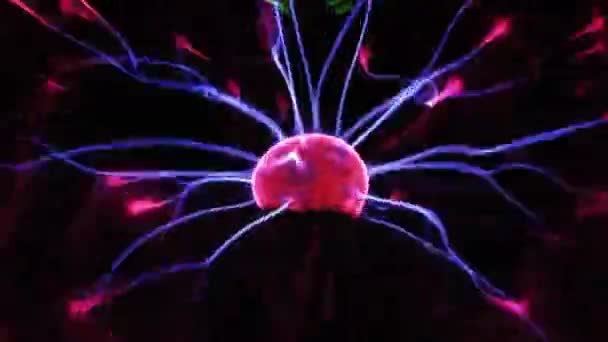 移动的神秘魔法球等离子电 — 图库视频影像