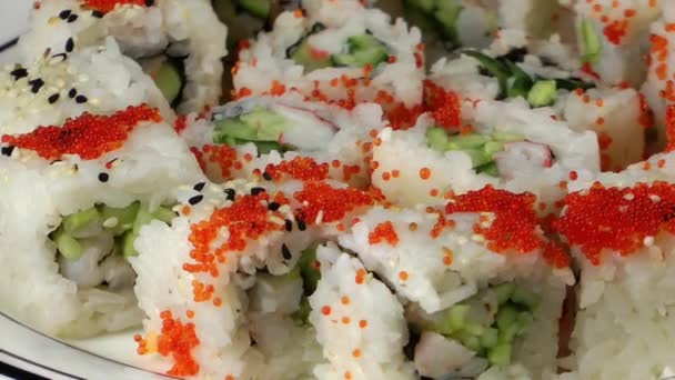 Suši tradiční japonské jídlo — Stock video