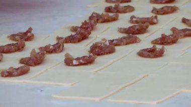 Türk geleneksel gıda mantı mantı adlı pasta