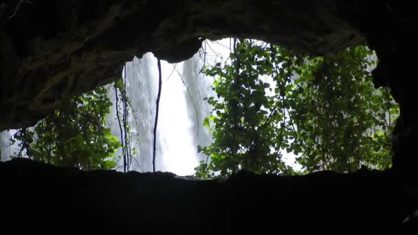 Waterfall inside the Dark Cave — Stock Video