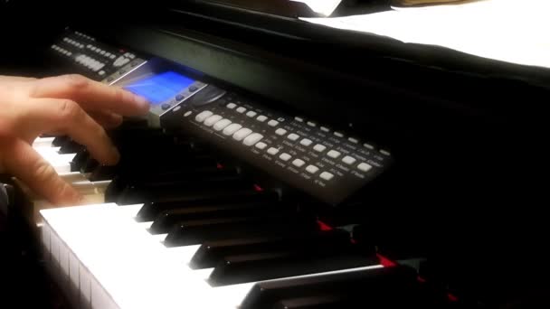 Playing Electronic Piano Male Hand — Stock Video