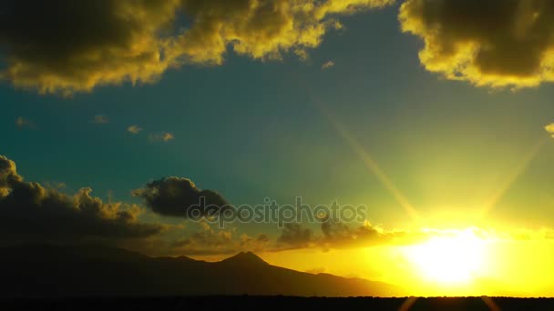 Wolken Und Sonnenuntergang Zeitraffer — Stockvideo