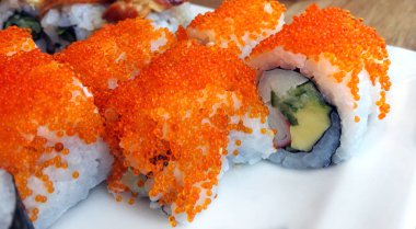 Japonya geleneksel deniz ürünleri suşi