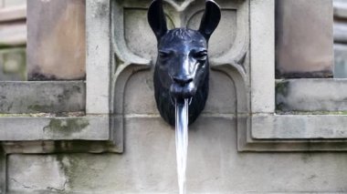 Frankfurt Fountain'dan hayvan heykel