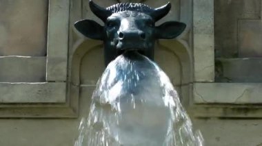 Frankfurt Fountain'dan hayvan heykel