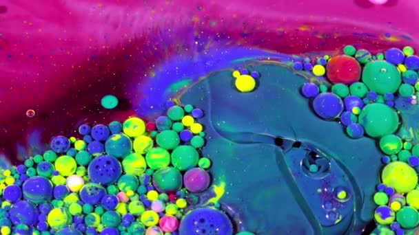 Разноцветные Чернила Хаоса Распространяются Движении Турбулентность Жидкости Сфер — стоковое видео