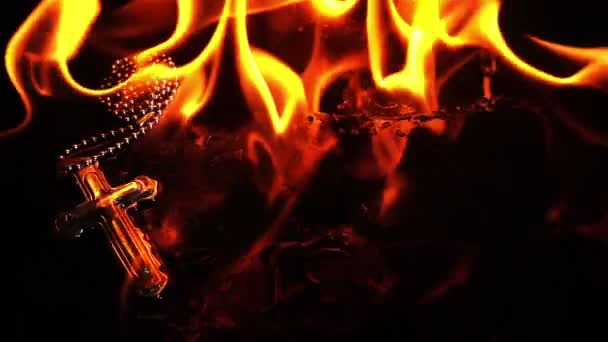 Christentum Religion Symbol Kreuz Auf Feuer Brennende Hölle — Stockvideo