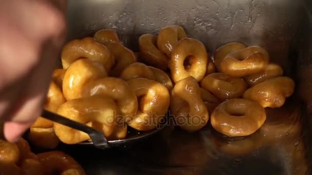 Türkischer Anatolischer Traditioneller Süßer Dessert Donut Namens Lokma — Stockvideo