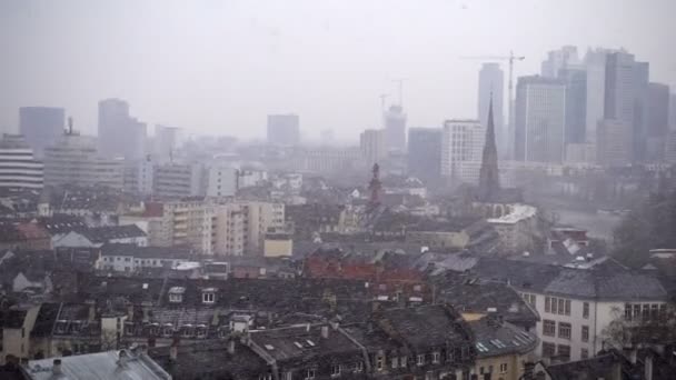 Frankfurt Duitsland Maine Rivier Business Torens Besneeuwde Dag — Stockvideo