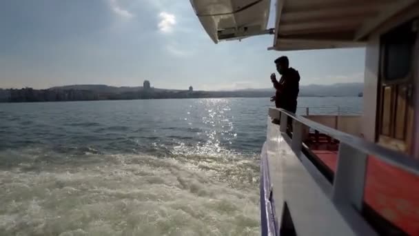 Silhueta Menino Ferryboat — Vídeo de Stock