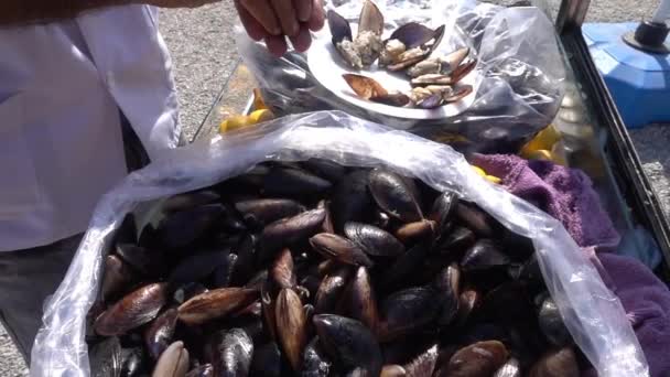 ムール貝のご飯伝統的な地中海料理 — ストック動画