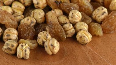 Kuru üzüm ve nohut makro görünümü