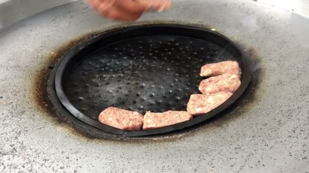 Fleischbällchen Türkischen Outdoor Stil — Stockvideo