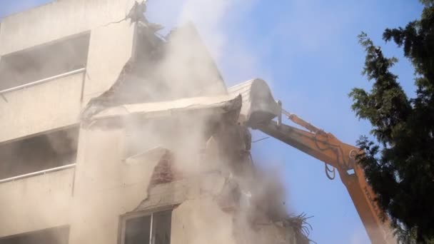 建筑区破坏建筑物 — 图库视频影像
