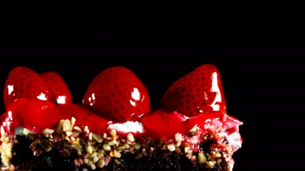 Delicious Tasty Sweet Strawberry Cake — Stok video