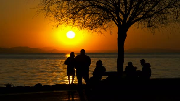 People Silhouette Sunset Sea — Stok video