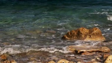Su Altında Deniz Su ve Taşlar