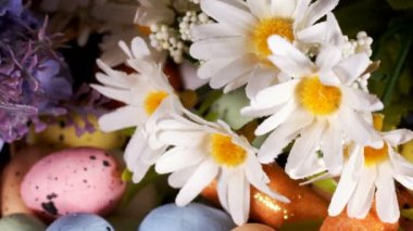 Renkli Geleneksel Paskalya Yumurtaları Kutlaması 